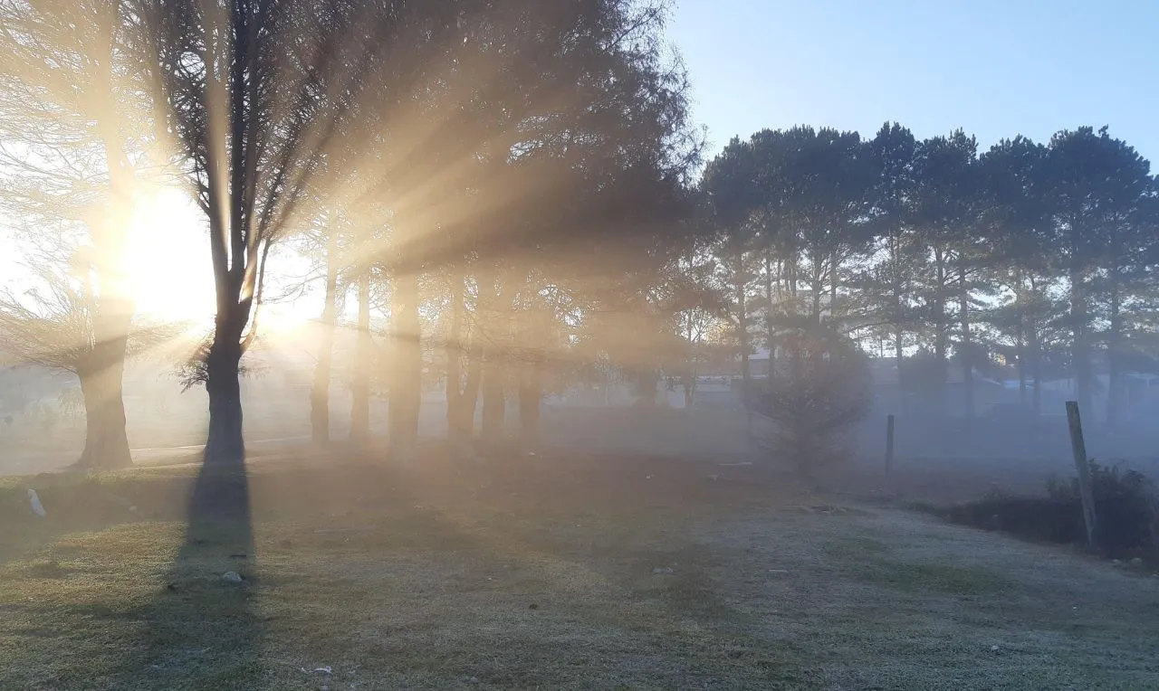 A imagem ilustra o frio em algum área
